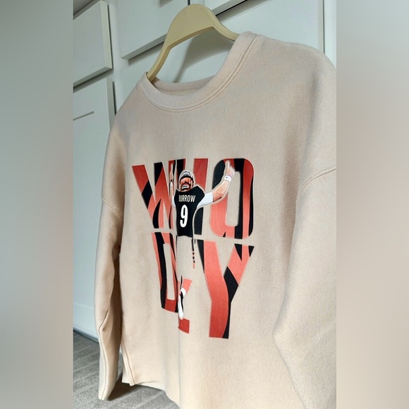 Joe Burrow Cincinnati Bangles Who Dey Sweatshirt - Picture 2 of 3